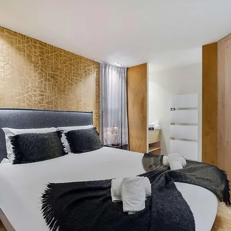 Apartment Luxurious With Ski-in And Out Access In Centre *