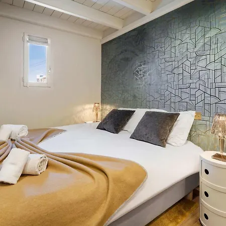 Luxurious With Ski-in And Out Access In Centre