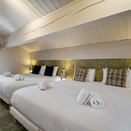 Luxurious With Ski-in And Out Access In Centre Apartment